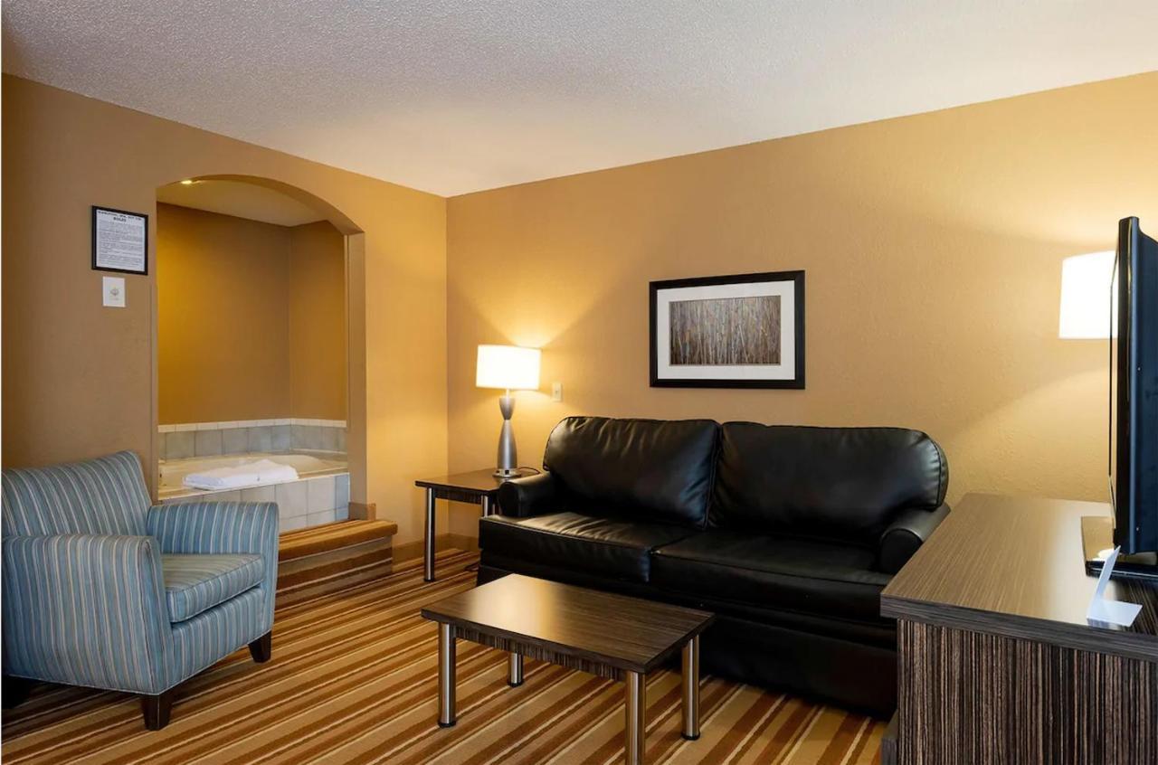 Hotel Town &